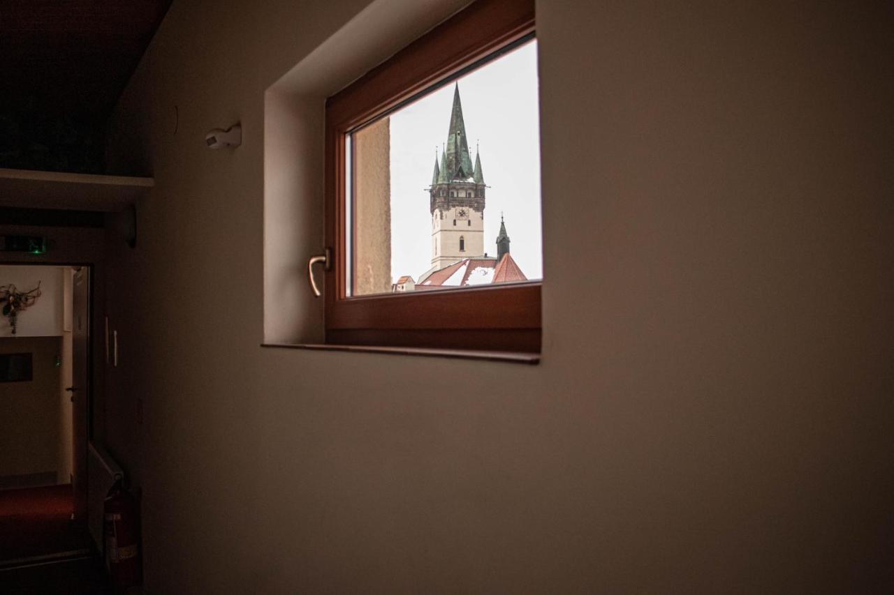 Penzion Tavel Prešov Exteriör bild