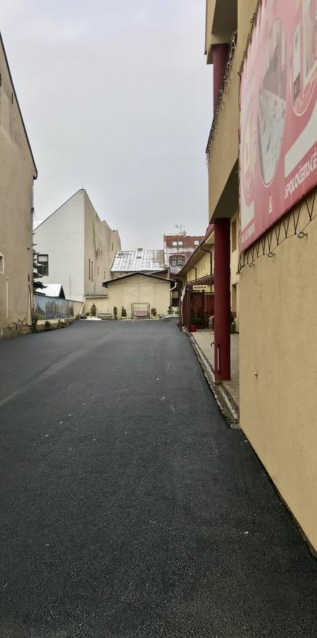 Penzion Tavel Prešov Exteriör bild